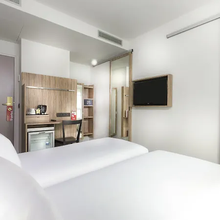 Hotel Libertel Gare Du Nord Suede 3*